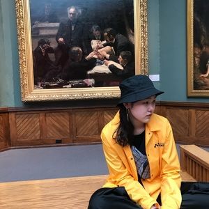 Meet your Posher, Yi